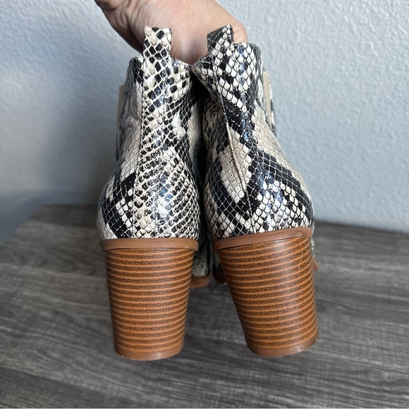 Torrid Snake Print Western Ankle Bootie With Heel Women‘s Size 10.5 - Picture 5 of 9